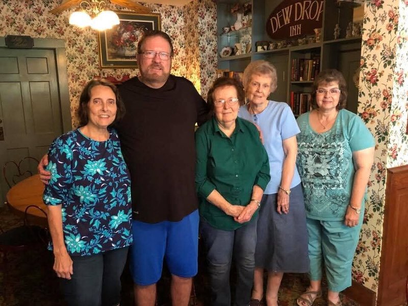 Thelma Lee Laughlin - Photo 2