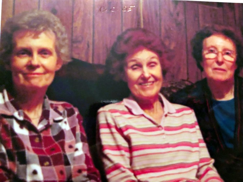 Thelma Lee Laughlin - Photo 33