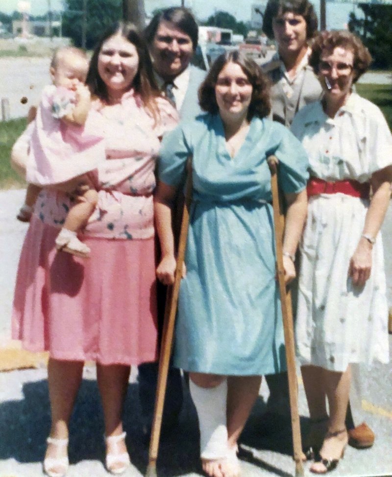 Thelma Lee Laughlin - Photo 112