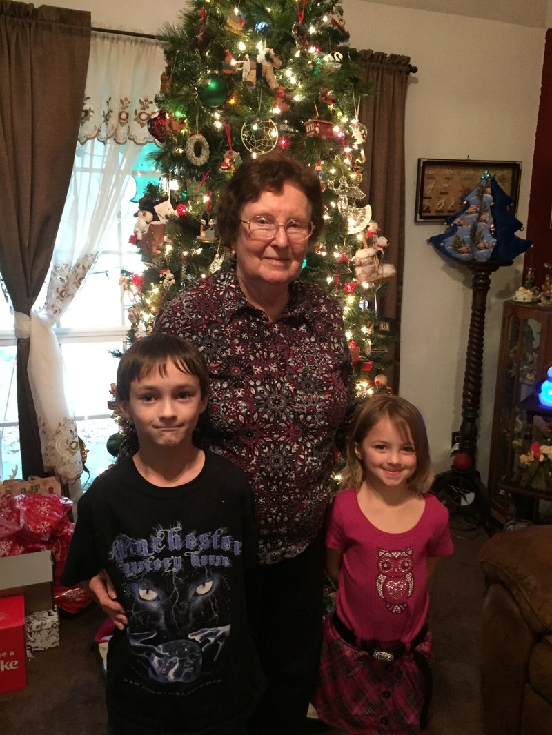 Thelma Lee Laughlin - Photo 142