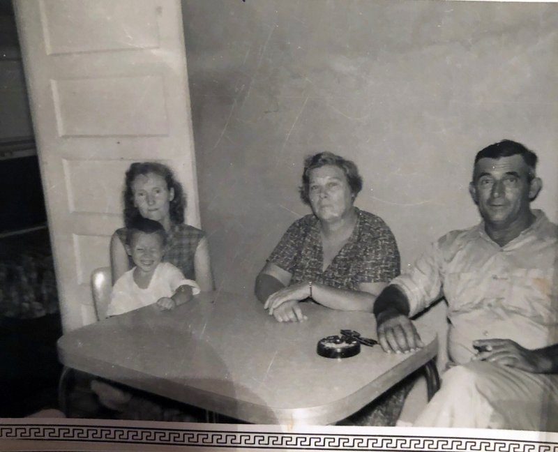 Thelma Lee Laughlin - Photo 148