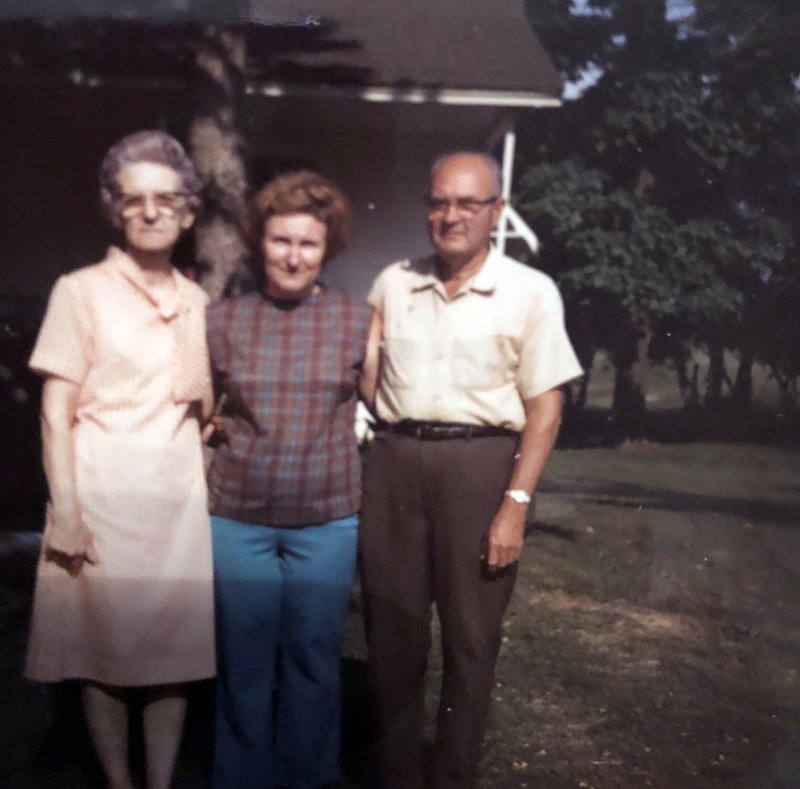 Thelma Lee Laughlin - Photo 172