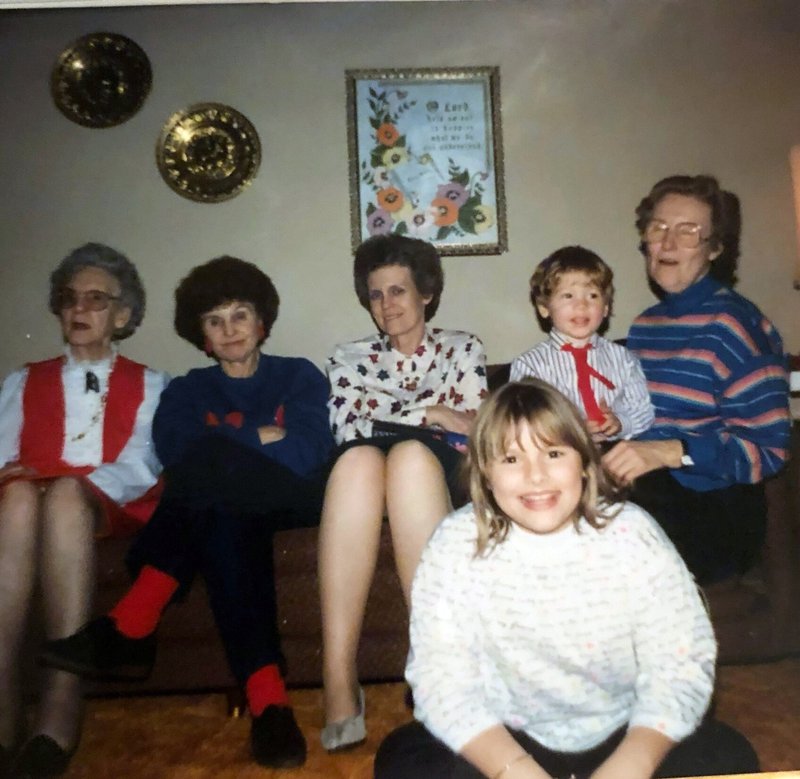 Thelma Lee Laughlin - Photo 185