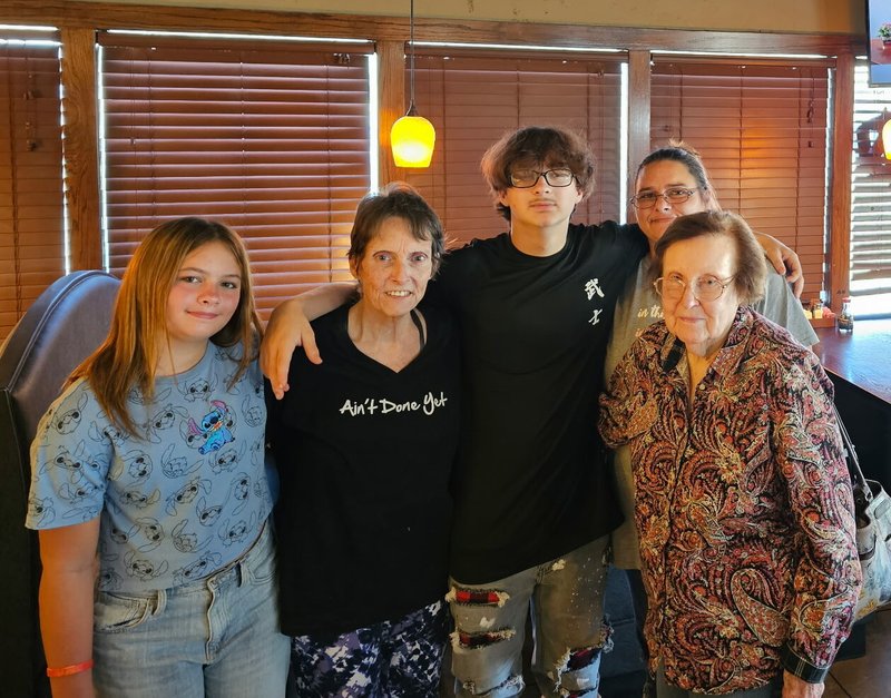 Thelma Lee Laughlin - Photo 201