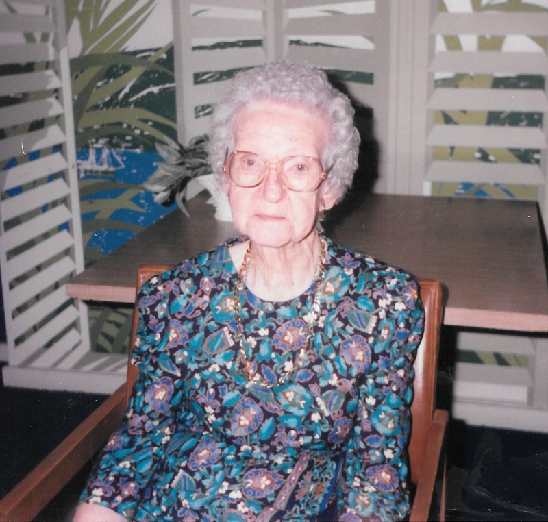 Thelma Lee Laughlin - Photo 244