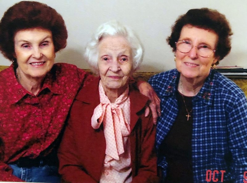 Thelma Lee Laughlin - Photo 301