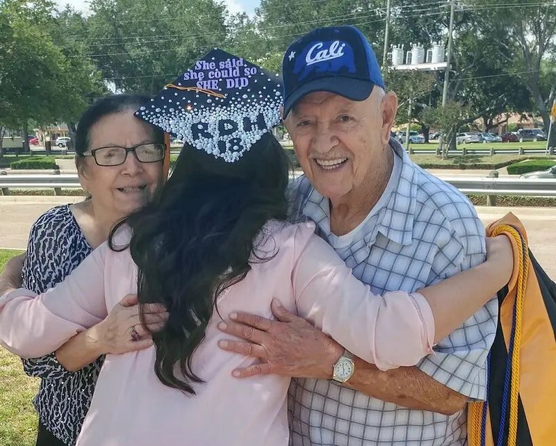 Rosa Gonzalez Garza - Photo 46