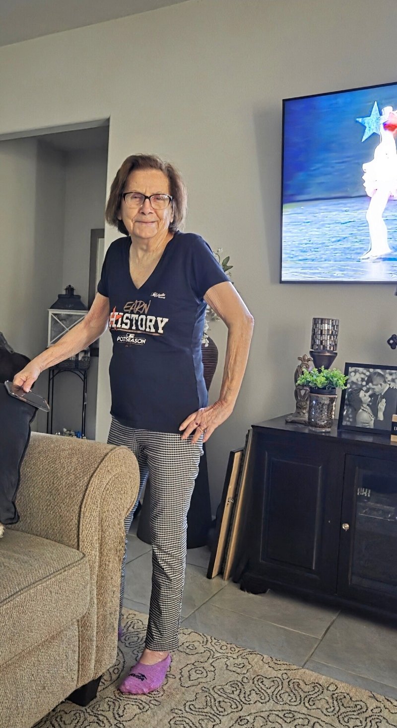 Rosa Gonzalez Garza - Photo 59