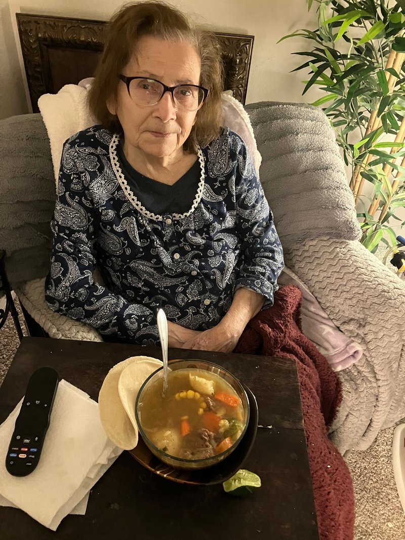 Rosa Gonzalez Garza - Photo 94