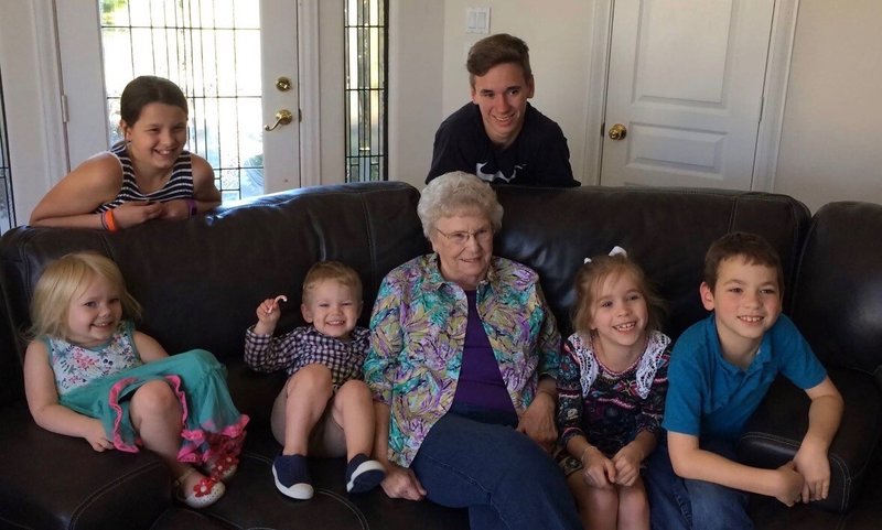 Vivian Ruth McMillan - Photo 14