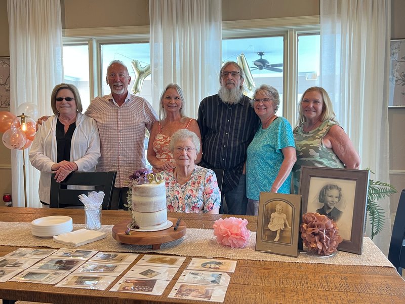 Vivian Ruth McMillan - Photo 11