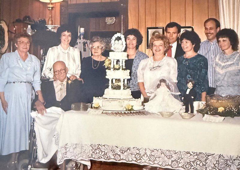 Vivian Ruth McMillan - Photo 21