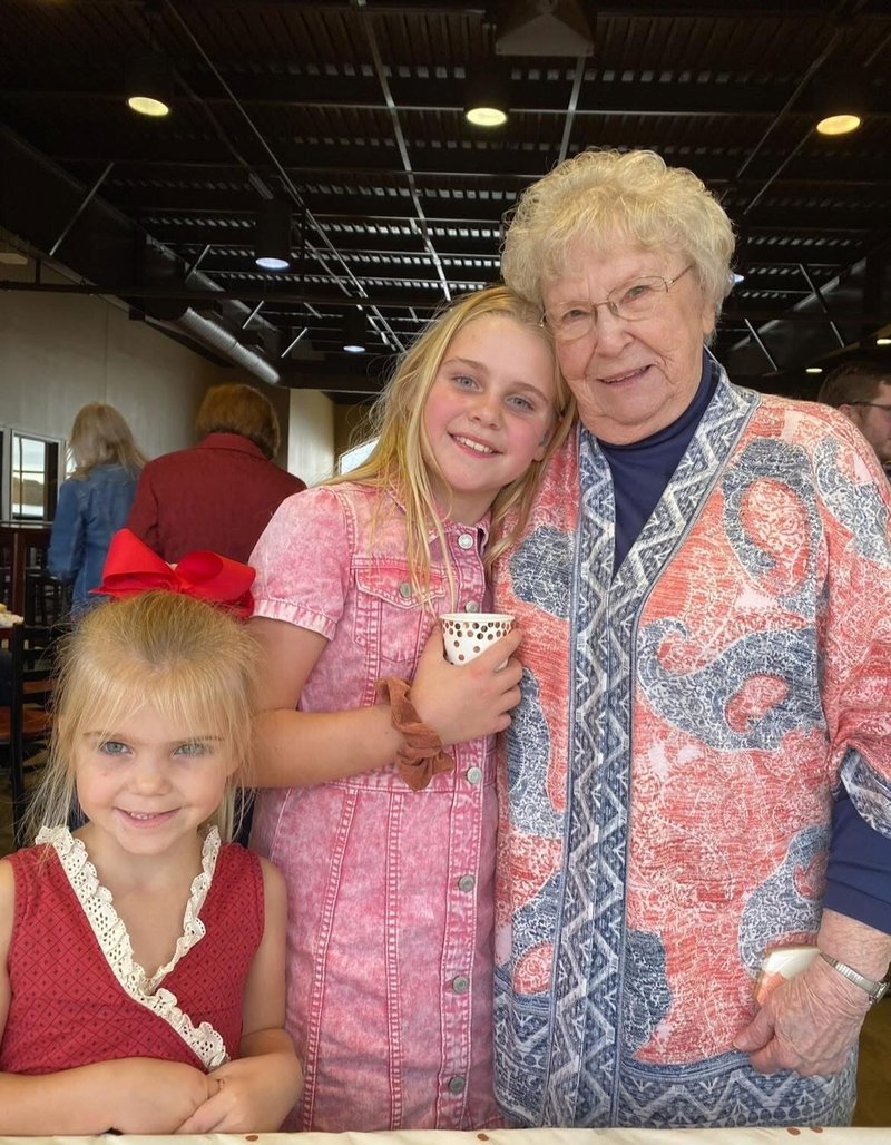 Vivian Ruth McMillan - Photo 34