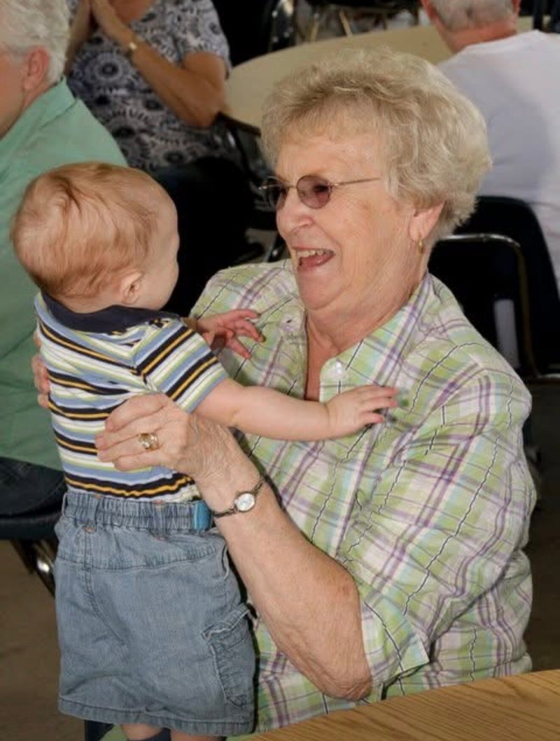 Vivian Ruth McMillan - Photo 37