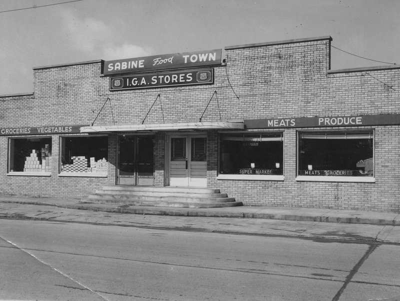 Samuel Joseph Lucia - Photo 185