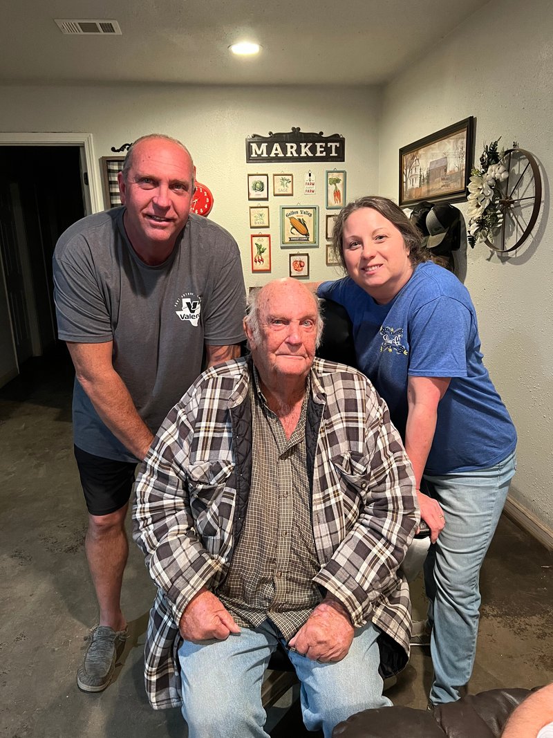 Chris Simmons - Photo 15