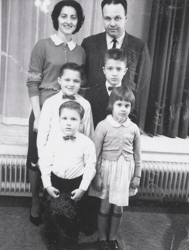 W.E. "Bill" Belcher - Photo 113