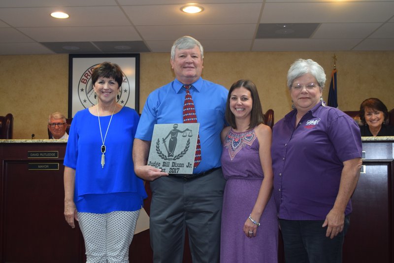 Bill Edd Dixon, Jr. - Photo 94