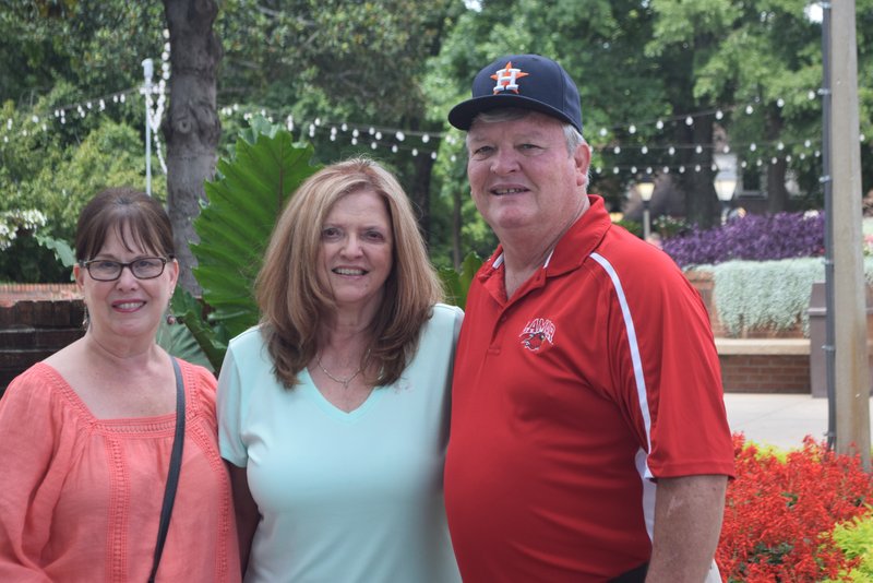 Bill Edd Dixon, Jr. - Photo 146