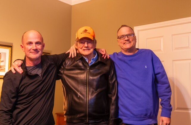 Dale Gordon Hutson - Photo 19