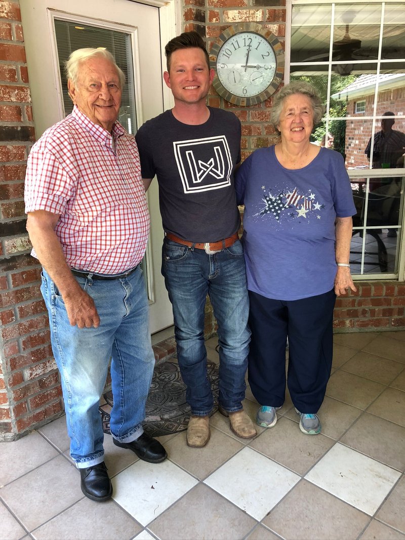 Woodrow Shelton Brown - Photo 4