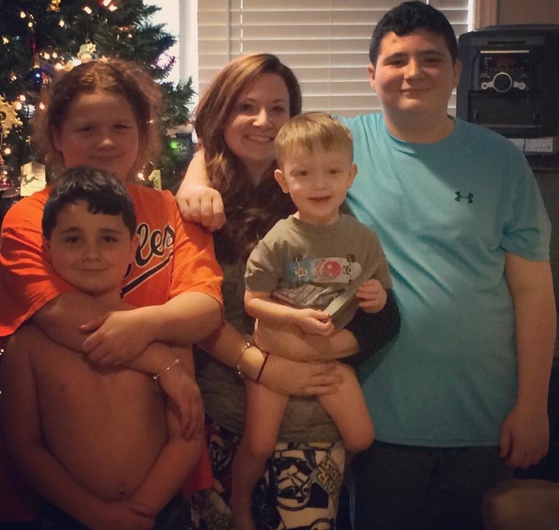 Michelle "Shell" Mathis - Photo 120