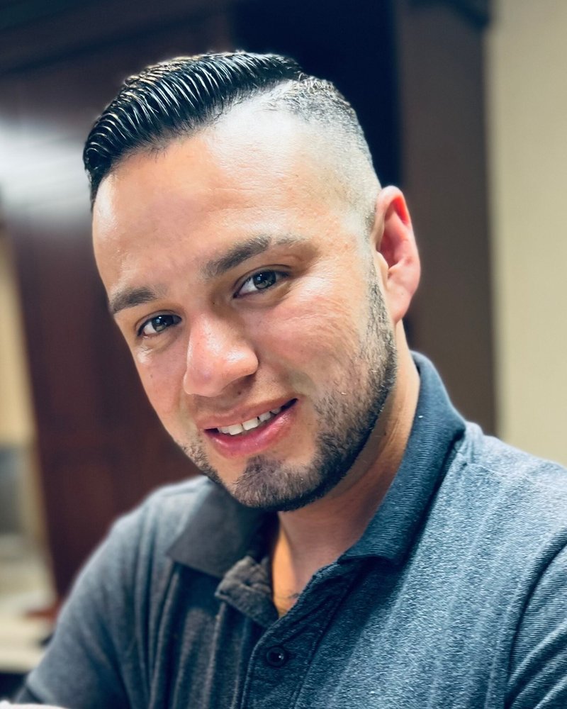 Steven Ivan Acosta - Photo 15