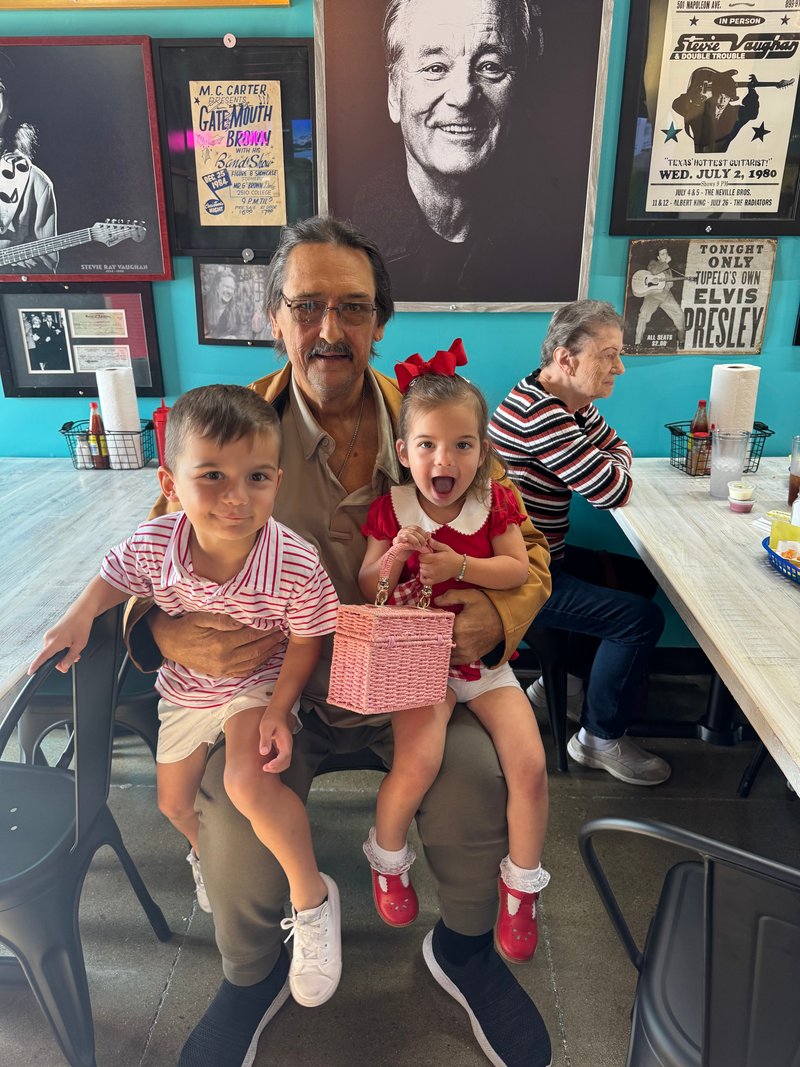 Ivan Ray Dixson - Photo 3