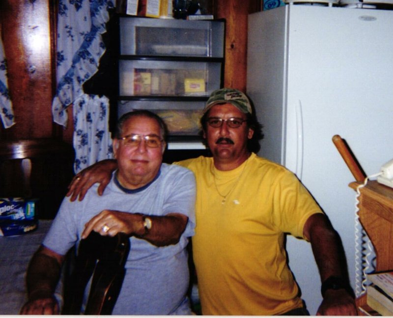 Ivan Ray Dixson - Photo 12