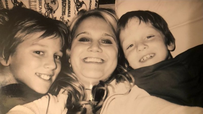 Regan Michele Taylor - Photo 148