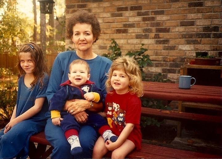 June Ellen Guidry - Photo 11