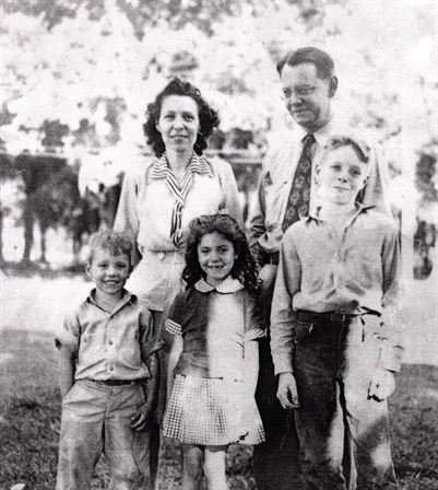 Kathryn Josephine Williams - Photo 52