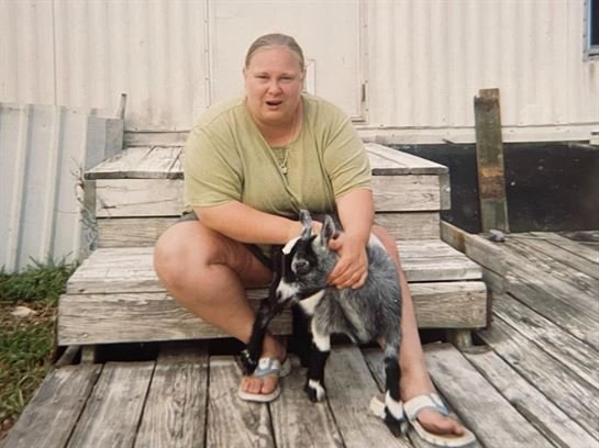 Anita Ann Arreola - Photo 30