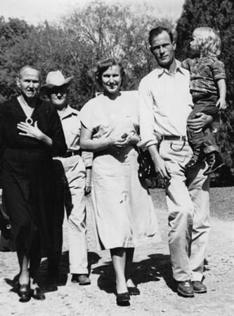 Martha Cockerham - Photo 69