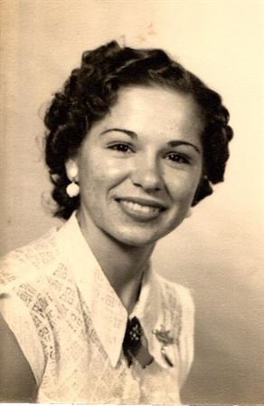 Orelia Marie Saltzman - Photo 41