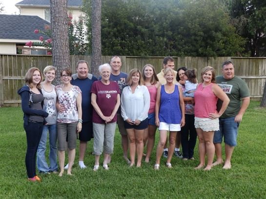 Shirley May Young - Photo 70