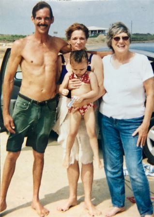 Shirley May Young - Photo 94