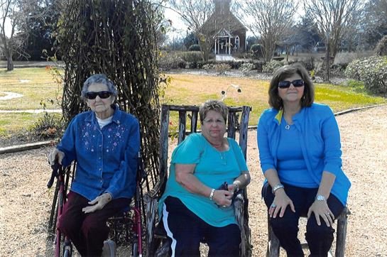 Peggy Hernandez Riley - Photo 7