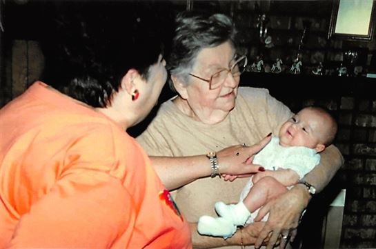 Peggy Hernandez Riley - Photo 13