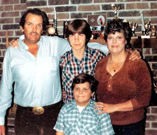 Anita Louise Bussell - Photo 9