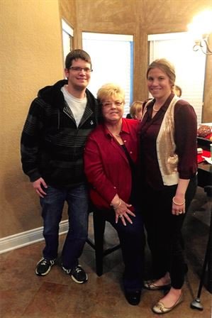 Anita Louise Bussell - Photo 11