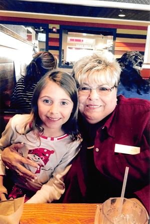 Anita Louise Bussell - Photo 34