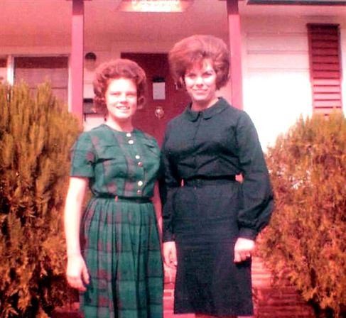 Anita Louise Bussell - Photo 76