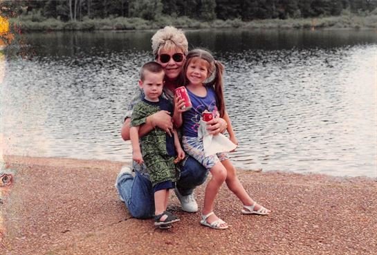 Anita Louise Bussell - Photo 85