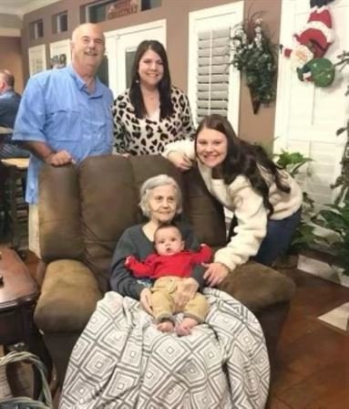 Theresa Lavergne Richard - Photo 29