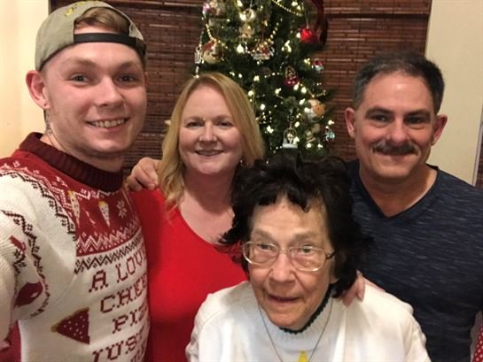 Annie Lee Belanger - Photo 8