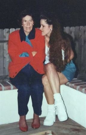 Annie Lee Belanger - Photo 39