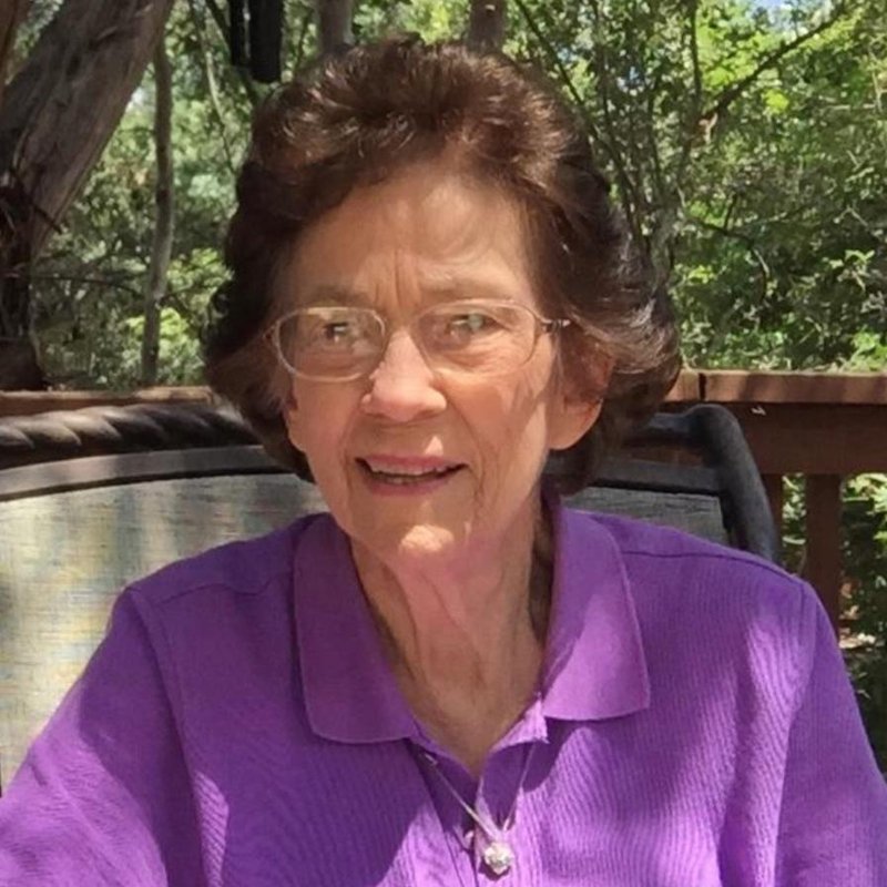 Annie Lee Belanger - Photo 41