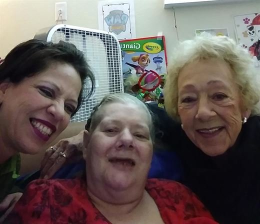 Evelyn Rose Montgomery - Photo 15