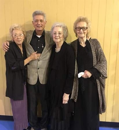 Evelyn Rose Montgomery - Photo 21